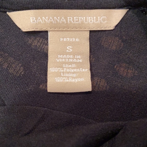🌷 Banana Republic black sleeveless top - Picture 7 of 10
